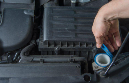 Kerap Dilupakan, Penyebab Air Wiper Mobil Tidak Keluar